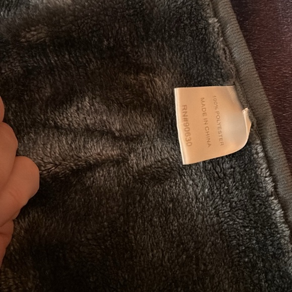 SOLD ELSEWHERE DONT buy Swift official Midnights Blanket Excellent condition - Picture 5 of 7